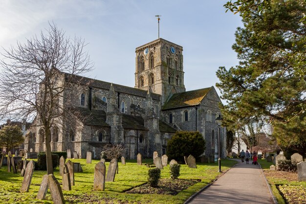 Vista della chiesa di Shoreham a ShorehambySea