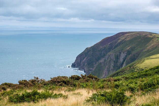 Vista della costa del Devon vicino a Combe Martin