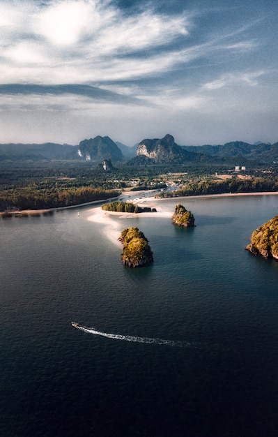 vista della costa di Krabi