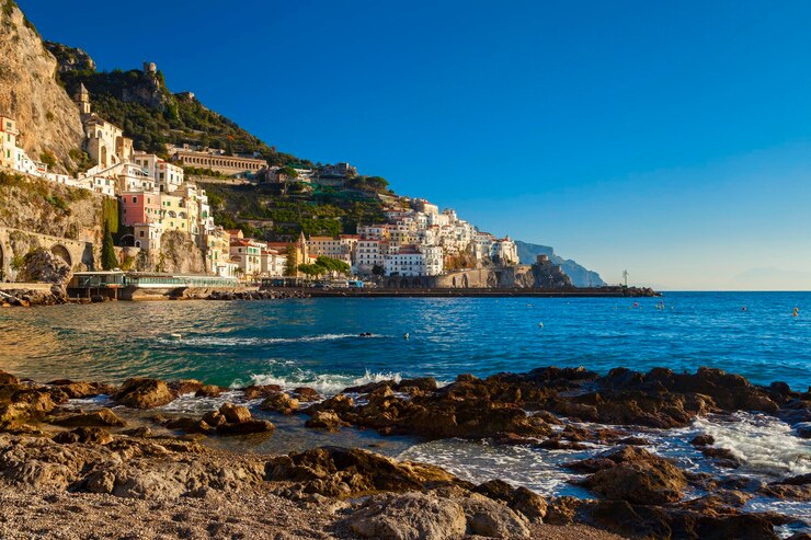 Vista della Costiera Amalfitana nel sud Italia