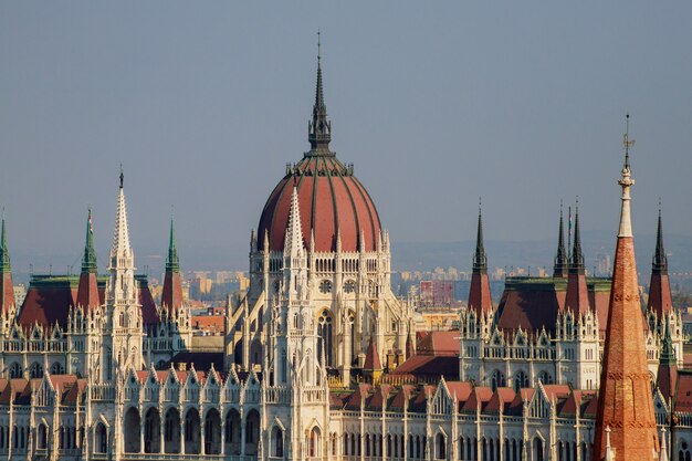 Vista della costruzione ungherese del Parlamento, Budapest, Ungheria