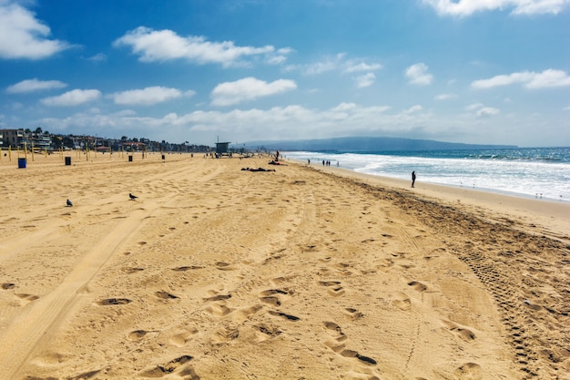 Vista della spiaggia di Manhattan e Oceano Pacifico, Los Angeles, California