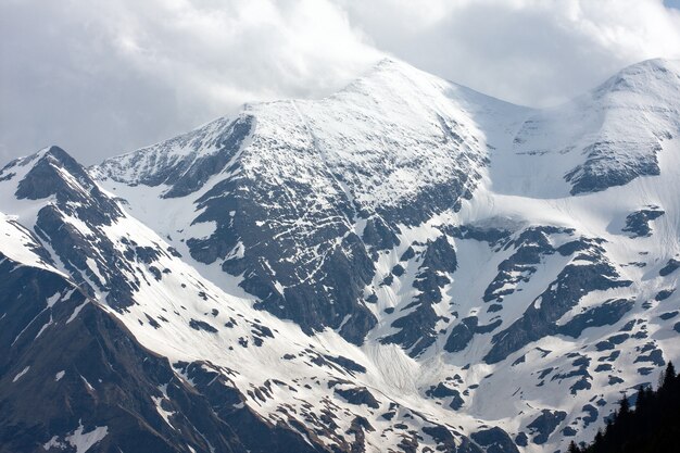 Vista delle Alpi innevate, Austria