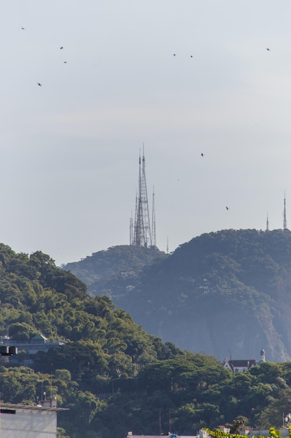 vista delle antenne sumare a rio de janeiro in brasile