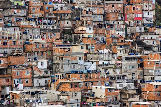 Vista delle baraccopoli di Cantagalo a Ipanema a Rio de Janeiro.