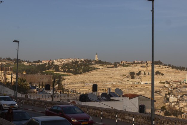 Vista delle colline e della città di Israele