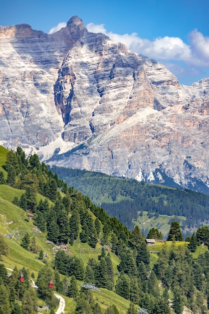 Vista delle Dolomiti dal Passo Gardena, Alto Adige, Italia