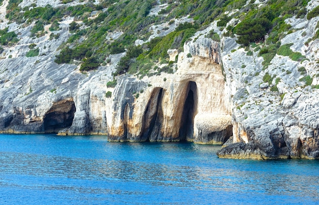 Vista delle Grotte Blu dal traghetto (Zante, Grecia, Capo Skinari )