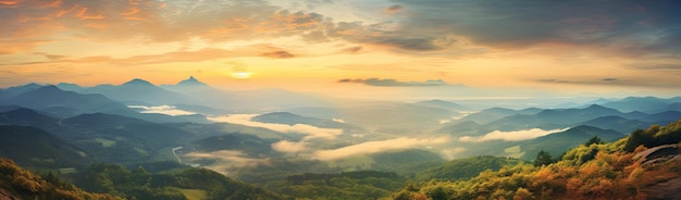 Vista delle montagne al tramonto dalla vetta