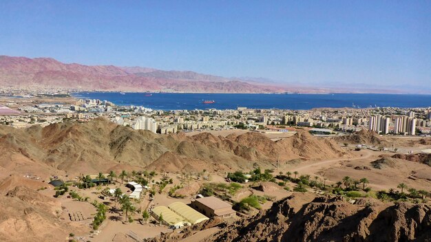 Vista di Eilat e della Giordania dalla montagna. Israele