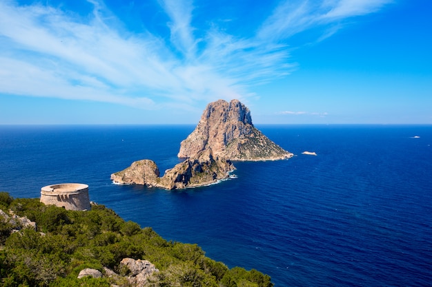 Vista di Ibiza Es Vedra dalla Torre des Savinar