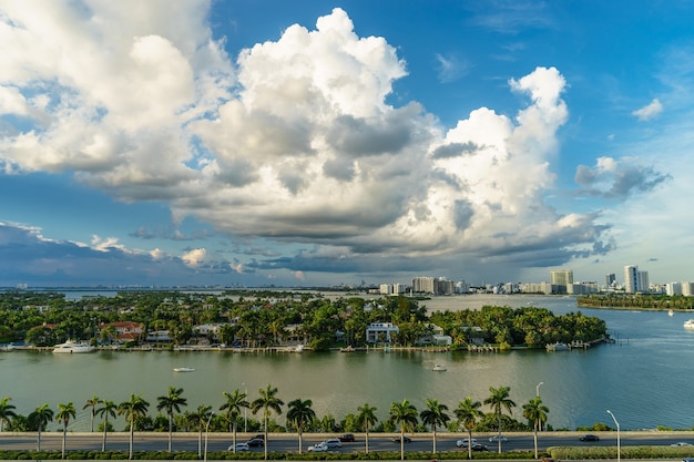 Vista di Miami da una nave da crociera.