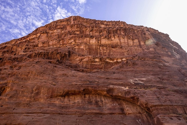 Vista di rocce e montagne di Petra Jordan