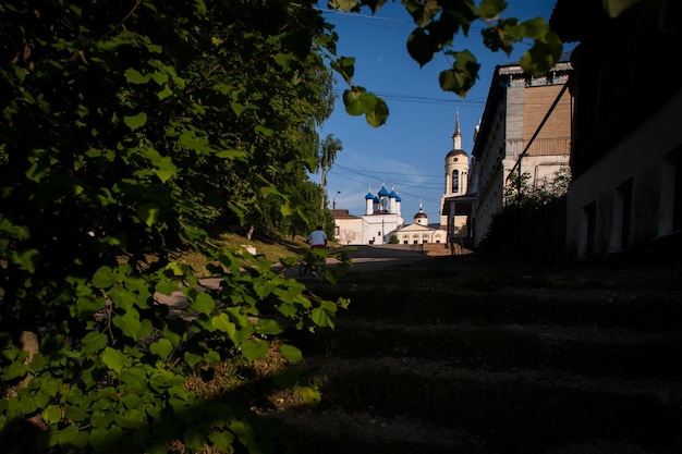 Vista di una strada nel centro storico di Borovsk.