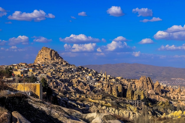 Vista di Ushisar e Pigeon Valley in Cappadocia