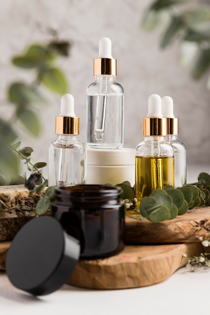 Vista frontale del concetto di cosmetici naturali