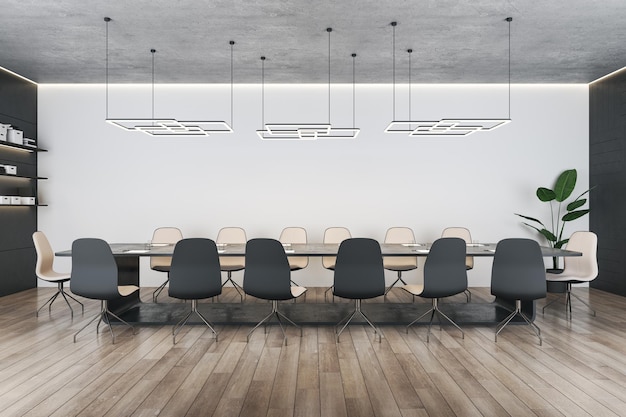 Vista frontale su un enorme tavolo da riunione circondato da sedie nere e beige su pavimento in legno in una spaziosa sala conferenze con lampade eleganti dal rendering 3D di sfondo muro bianco e superiore