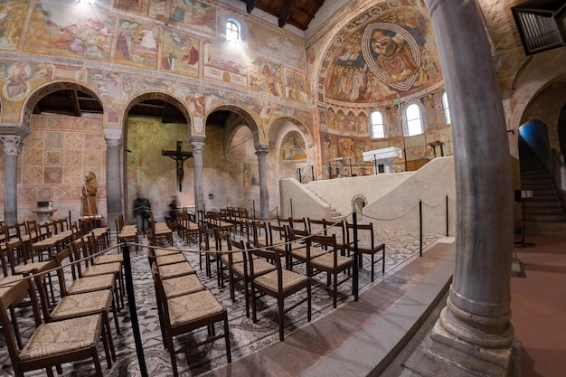 Vista interna della cupola dell'abbazia della chiesa di Pomposa