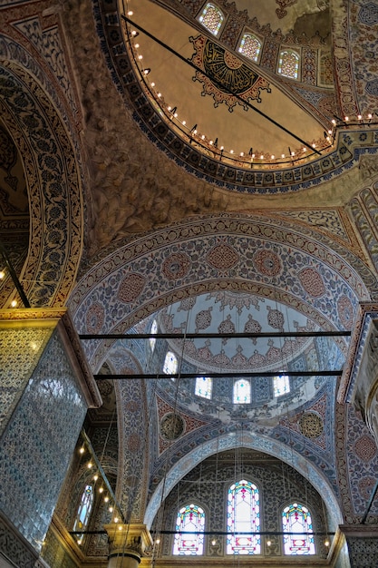 Vista interna della Moschea Blu di Istanbul Turchia