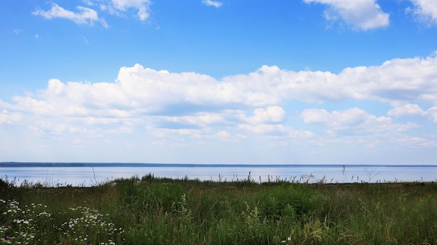 Vista lago dalla collina