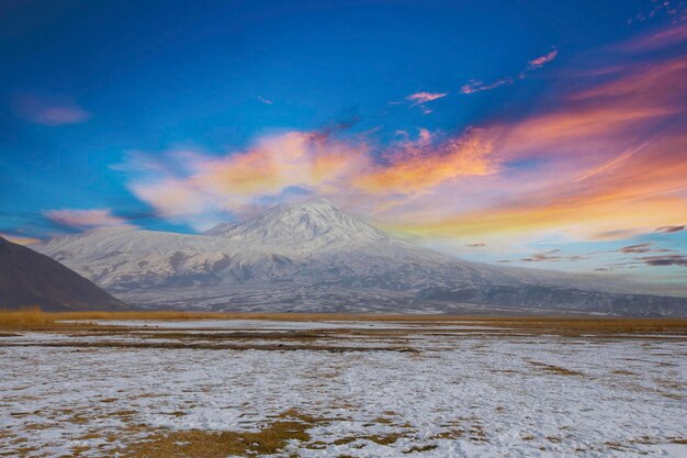 Vista mozzafiato sul Monte Ararat