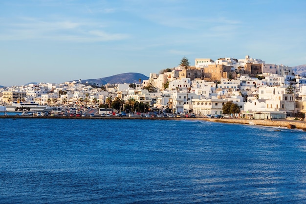 Vista panoramica aerea dell'isola di Naxos. Naxos è il più grande gruppo di isole delle Cicladi nell'Egeo, in Grecia