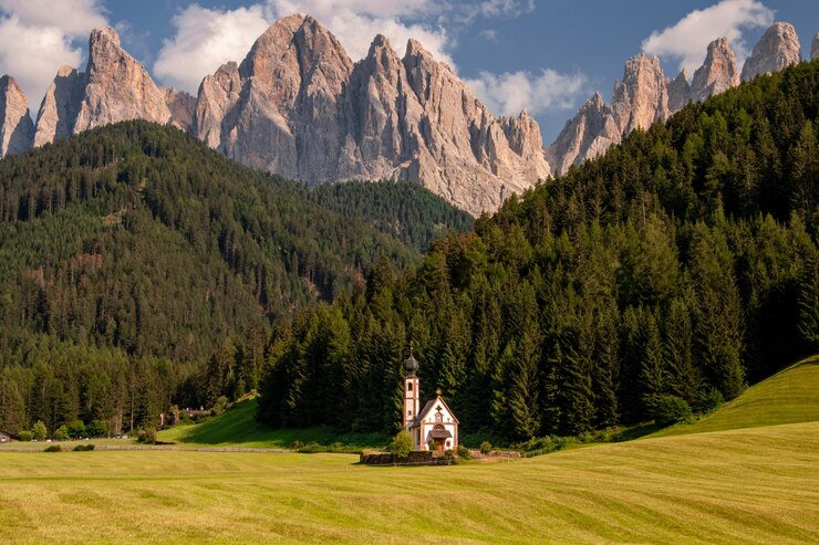 Foto vista panoramica degli alberi sul paesaggio contro il cielo