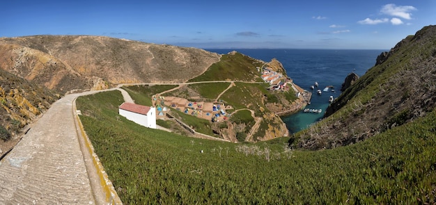 Vista panoramica del mare sul cielo