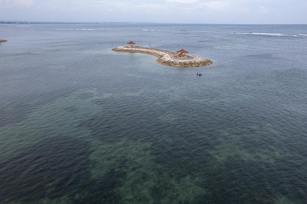 Vista panoramica del mare sul cielo