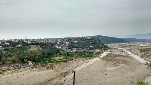 Vista panoramica del paesaggio contro il cielo