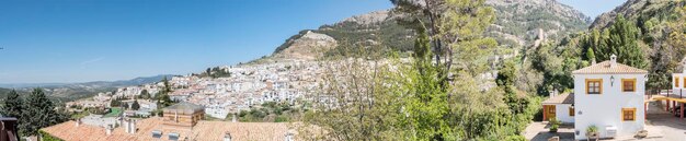 Vista panoramica del villaggio di Cazorla nella Sierra de Cazorla Jaen Spagna