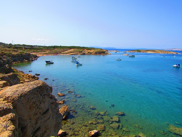 Vista panoramica della baia contro un cielo limpido