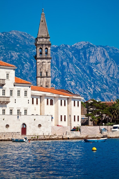 Vista panoramica della città di Perast in Montenegro