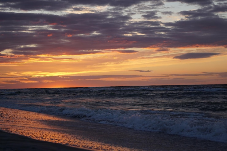 Foto vista panoramica della spiaggia contro il cielo durante il tramonto