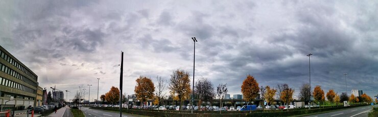 Foto vista panoramica della strada contro il cielo