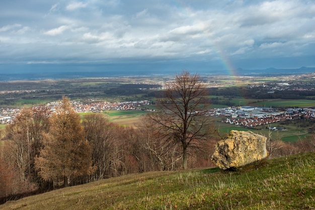 Vista panoramica della terra contro il cielo