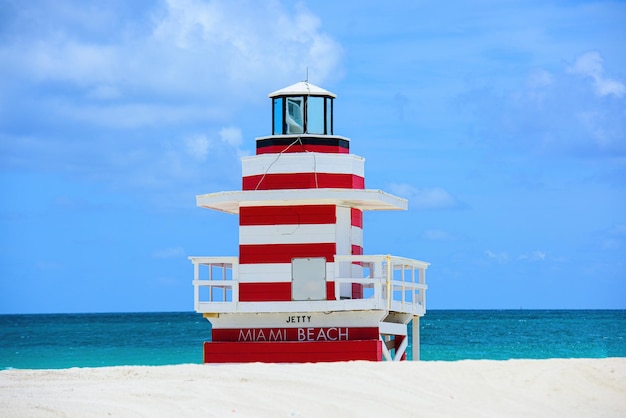 Vista panoramica di miami south beach florida usa bagnino post su miami beach