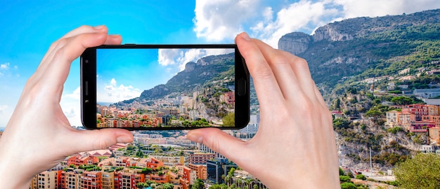 Vista panoramica di Monte Carlo, Monaco. il turista scatta una foto