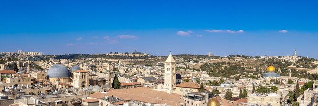 Vista panoramica sullo skyline di Gerusalemme e del quartiere arabo ed ebraico vicino al centro storico