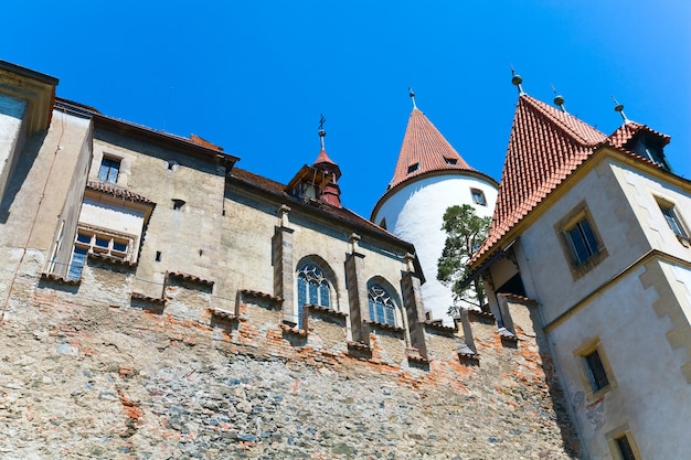 Vista prospettica medievale storica del castello di Krivoklat, Repubblica ceca