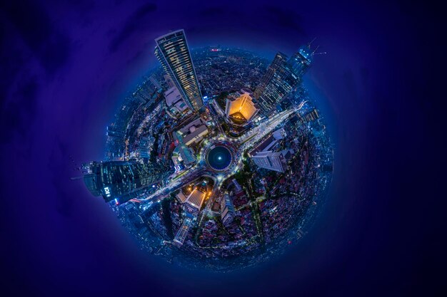 Vista sferica dell'Hotel indonesia e della torre BCA