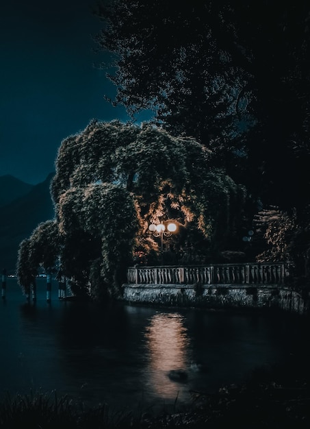 Vista su montisola e sulzano, lago d'iseo