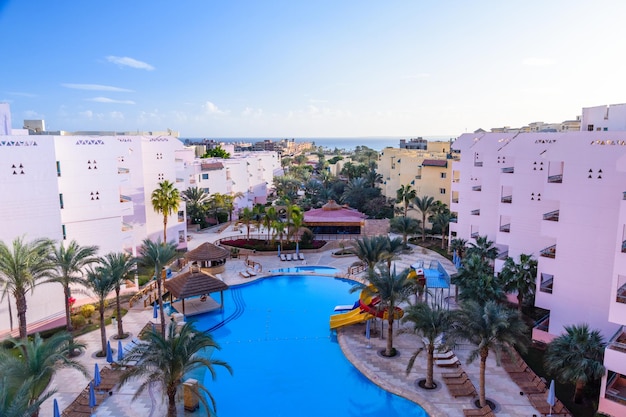 Vista su una piscina nel resort dell'hotel