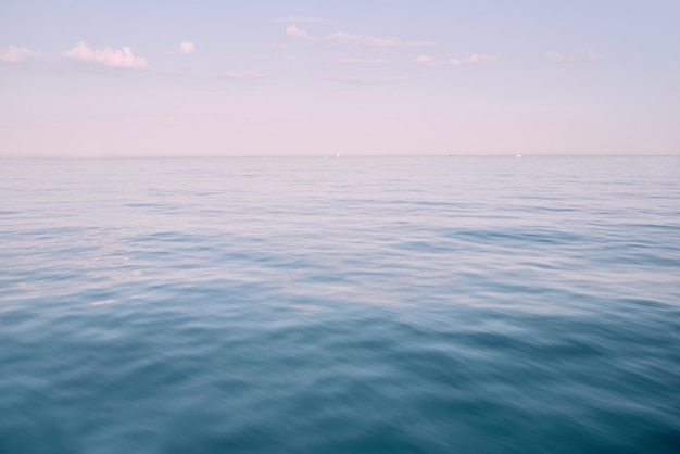 vista sul mare dall'acqua Viaggio relax