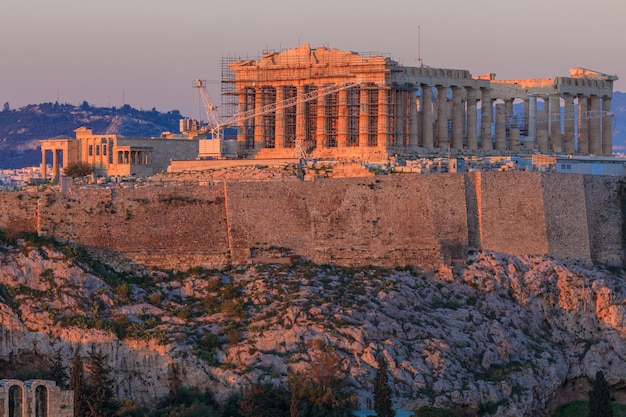 Vista sull'Acropoli al tramonto Atene Grecia