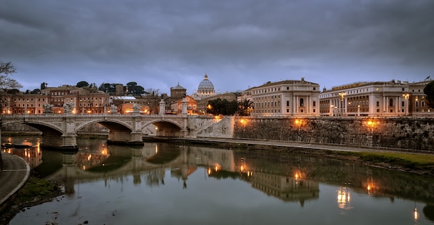 Viste dal fiume Tevere