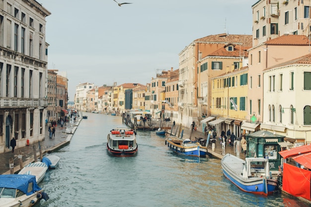 viste panoramiche di Venezia in una giornata di sole