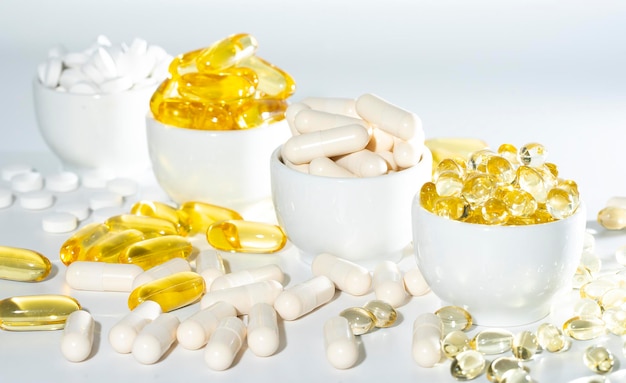 Vitamina D, omega 3, omega 6, olio di pesce integratore alimentare, vitamina A, vitamina E, olio di semi di lino