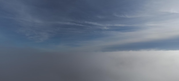 Volo sopra le nuvole Panorama del cielo sopra le nuvole Veduta aerea