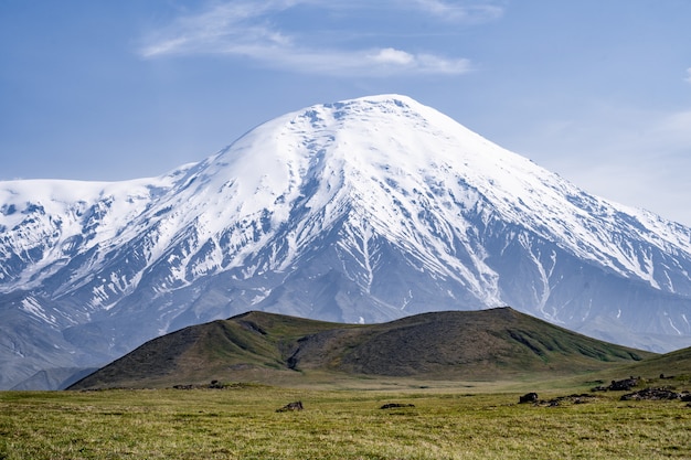 Vulcano Tolbachik - un vulcano attivo nell'estremo oriente della Russia, penisola di Kamchatka